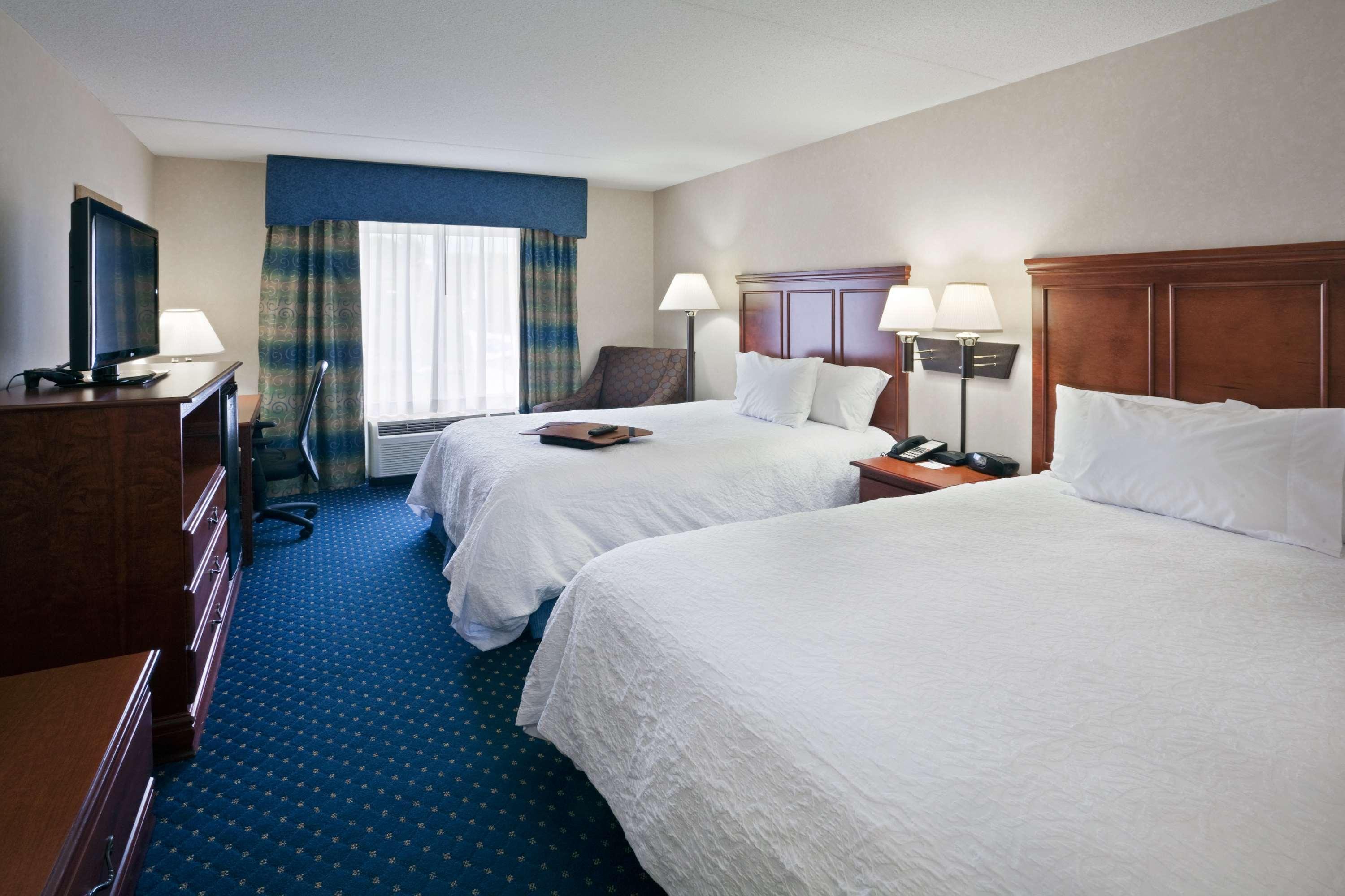Hampton Inn Клифтон-Парк Экстерьер фото